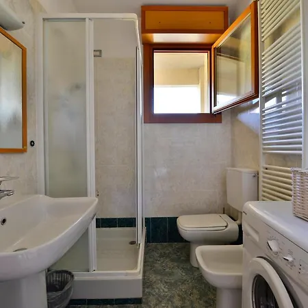 Ur-nest Emilia Levante B Apartamento *